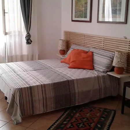Apartamento Nel Centro Storico Di Con Vista Sui Ghiacciai Aosta