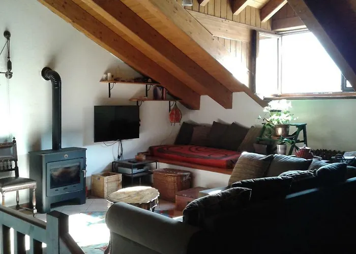 Apartment Nel Centro Storico Di Con Vista Sui Ghiacciai