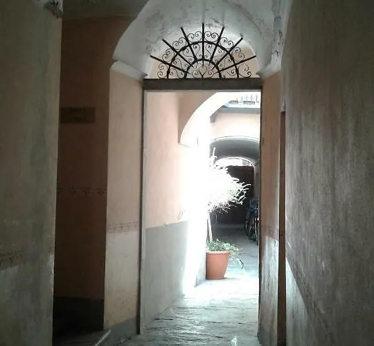 Nel Centro Storico Di Con Vista Sui Ghiacciai Apartment *