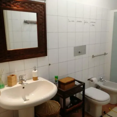 Nel Centro Storico Di Con Vista Sui Ghiacciai Daire