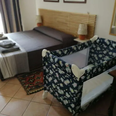 Nel Centro Storico Di Con Vista Sui Ghiacciai *